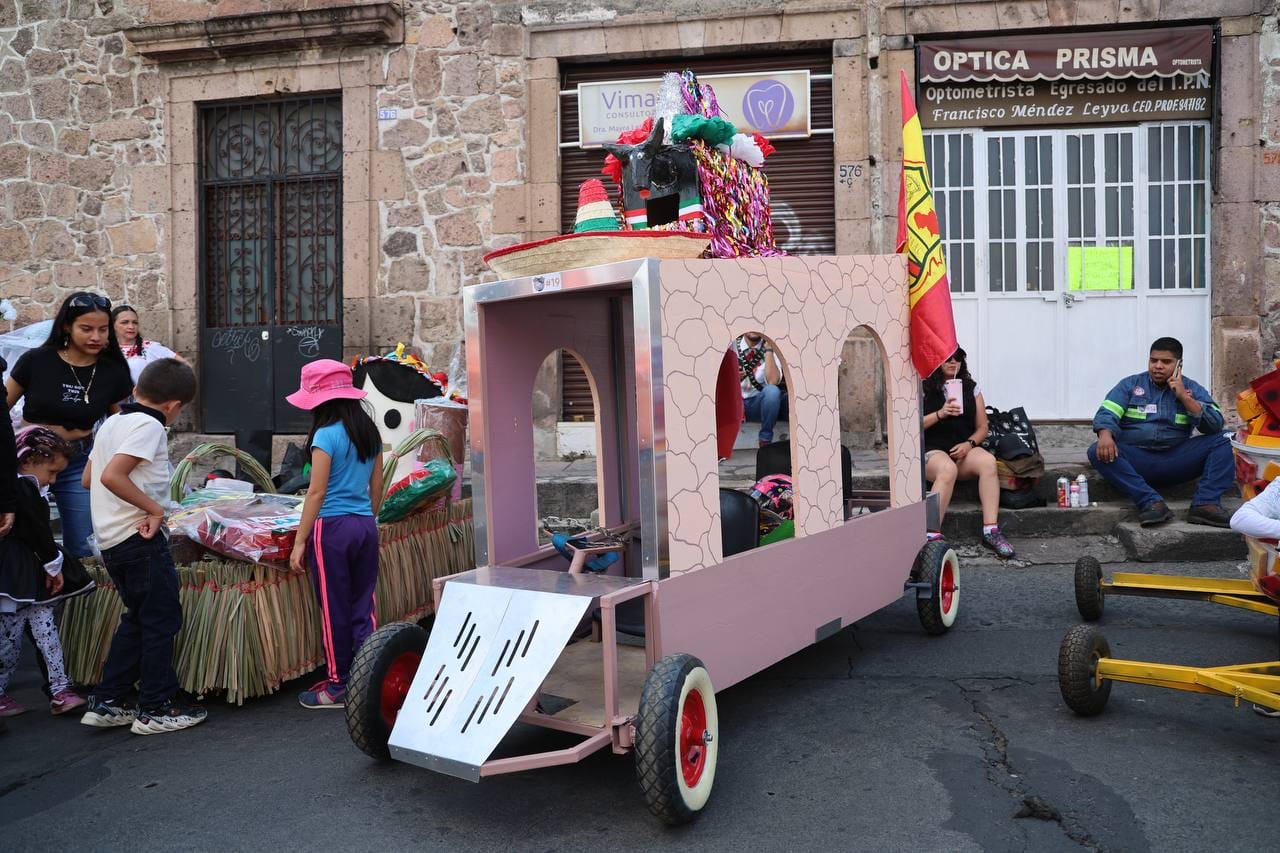 Exitoso 1er Concurso De Carros Locos En Morelia