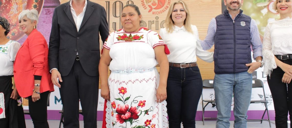 Administracion-de-Alfonso-Martinez-reactiva-la-economia-con-organizacion-de-70-ferias-y-festivales-01