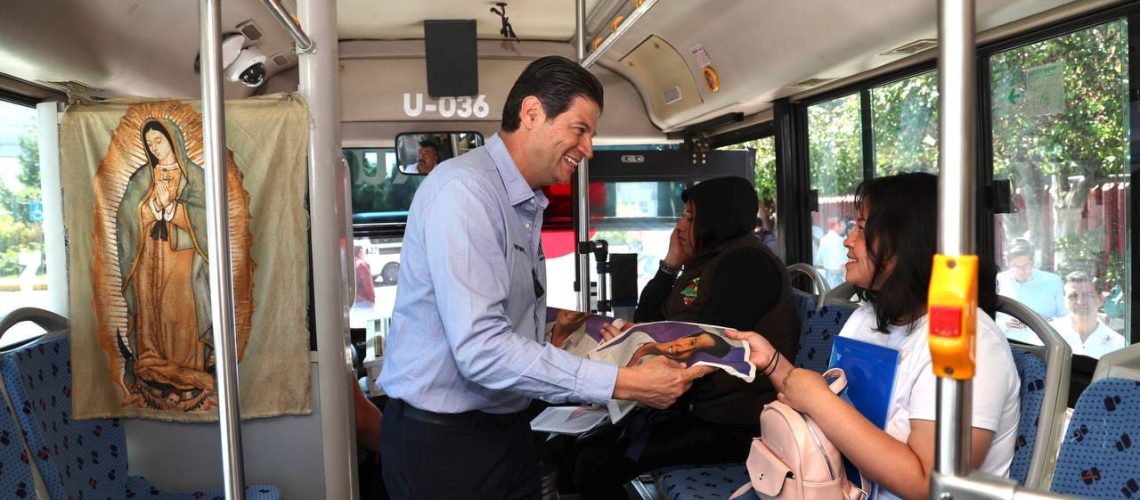 Prioritaria-la-transparencia-y-la-rendicion-de-cuentas-Alfonso-Martinez-03